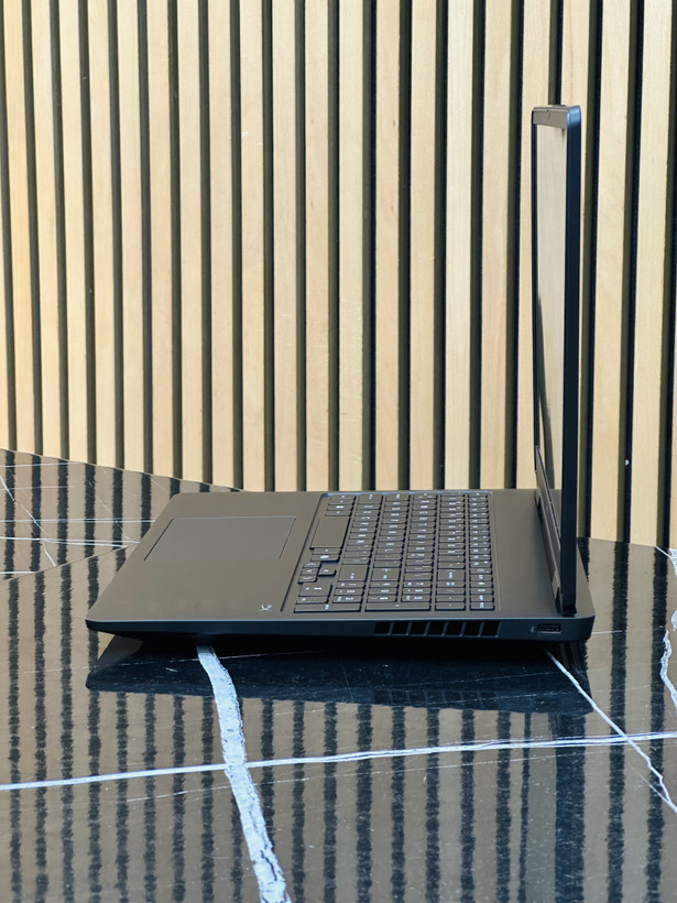 لپ تاپ اچ پی اومن گیمینگ 16 ram:16 -ssd:1TB cpu:i9 gpu:8GB4060