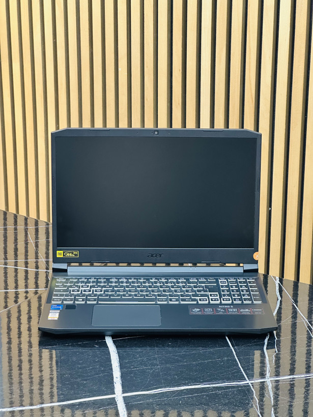 لپ تاپ ایسیر گیمینگ نیترو 5 ram:16 -ssd:512GB cpu:i5 gpu:4GB RTX 3050TI