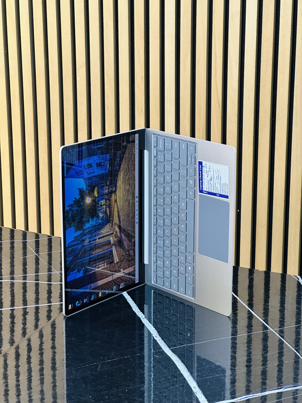 لپ تاپ مایکروسافت سرفیس لپ تاپ گو1 laptop microsoft surface laptop go1 ram :8 -ssd:256 cpu:i5