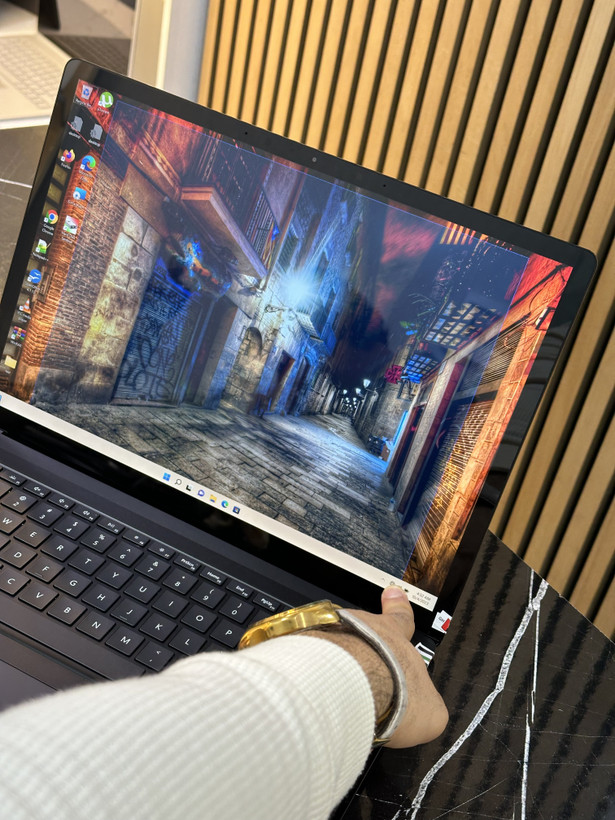 لپ تاپ مایکروسافت سرفیس لپ تاپ3 15اینچ laptop microsoft surface laptop3 15inch ram :16-ssd:512 cpu:i5