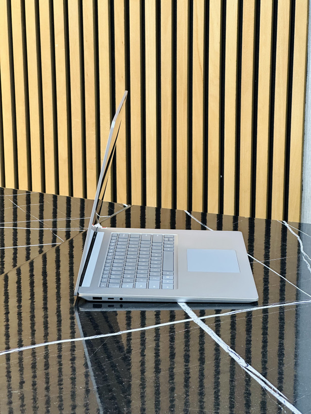 لپ تاپ مایکروسافت سرفیس لپ تاپ3 15اینچ laptop microsoft surface laptop3 15inch ram :16-ssd:512 cpu:i5