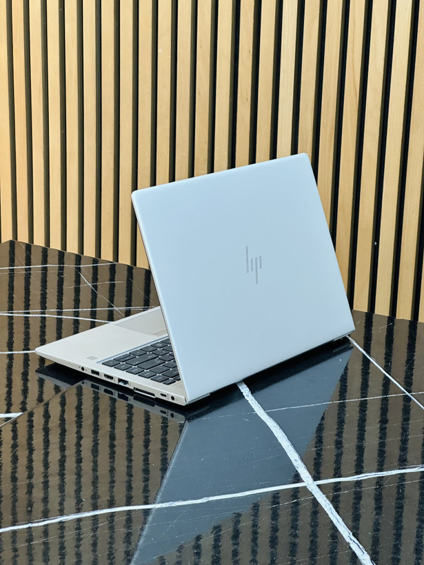 لپ تاپ اچ پی ram:8 ssd: 256 cpu: ryzen5 gpu: 2gb elitebook 745 g6