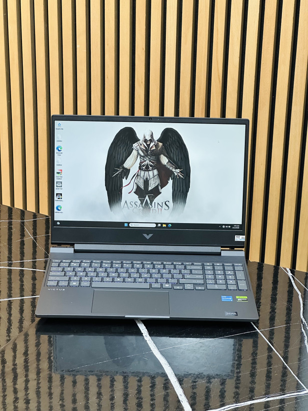 لپ تاپ استوک گیمینگ اچ پی مدل ram:16 ssd:512GB cpu:i5 gpu:6GB RTX 4050 HP VICTUS15 GAMING FA1082WM