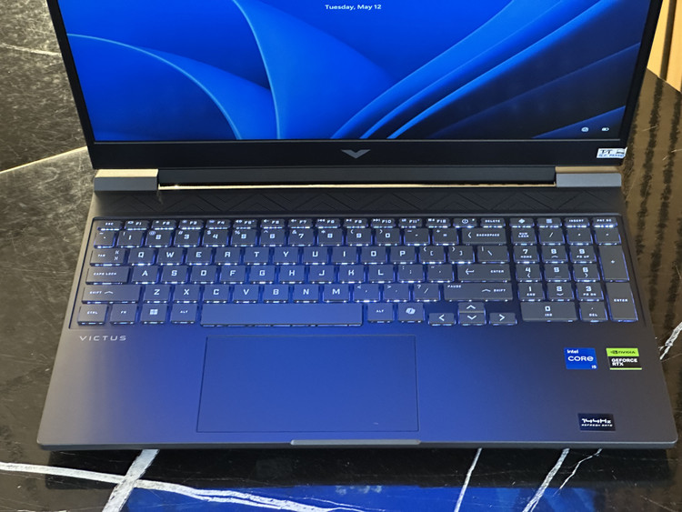 لپ تاپ استوک گیمینگ اچ پی مدل ram:16 ssd:512GB cpu:i5 gpu:6GB RTX 4050 HP VICTUS15 GAMING FA1082WM