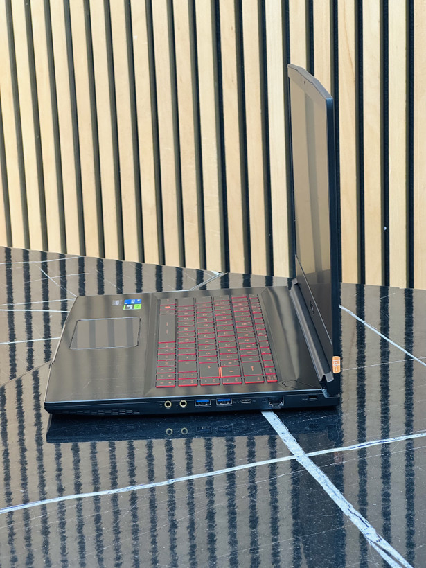 لپ تاپ گیمینگ ام اس ای ram:16 -ssd:512GB cpu:i5 gpu:6GB RTX 4050 THIN6312VE