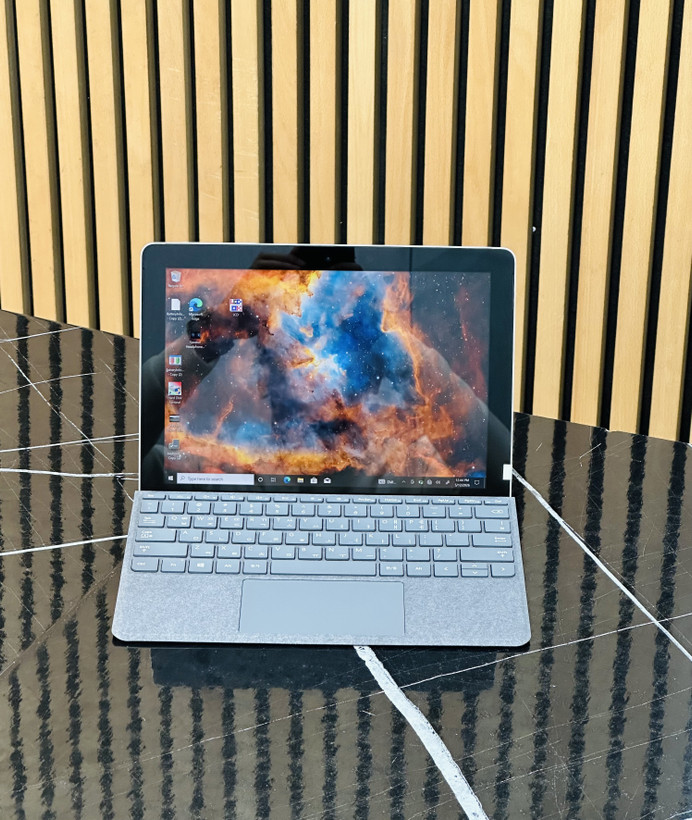 تبلت مایکروسافت سرفیس گو SURFACE GO ram :8 -ssd:128 سیمکارت خور(LTE)