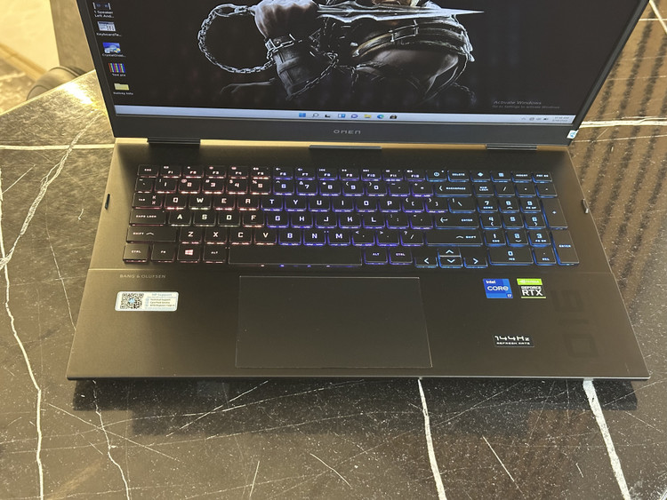 لپ تاپ گیمینگ اچپی OMEN 16 مدل i7-11800H با ۳۲ گیگابایت رم و 8 گیگ گرافیک و 1 ترابایت SSD