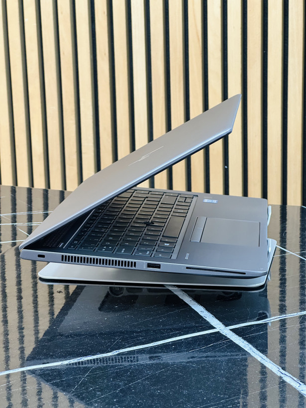 لپ تاپ اچپی ZBook 14U G6 ظرفیت ۱۶ گیگابایت رم و ۵۱۲ گیگابایت SSD و 4گیگ گرافیک و i5