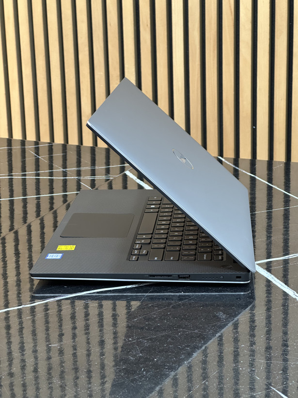 لپ تاپ دل Precision 5540 پردازنده i7 ظرفیت ۵۱۲ گیگابایت SSD با ۱۶ گیگابایت رم و ۴ گیگابایت گرافیک صفحه نمایش 4Kتاچ